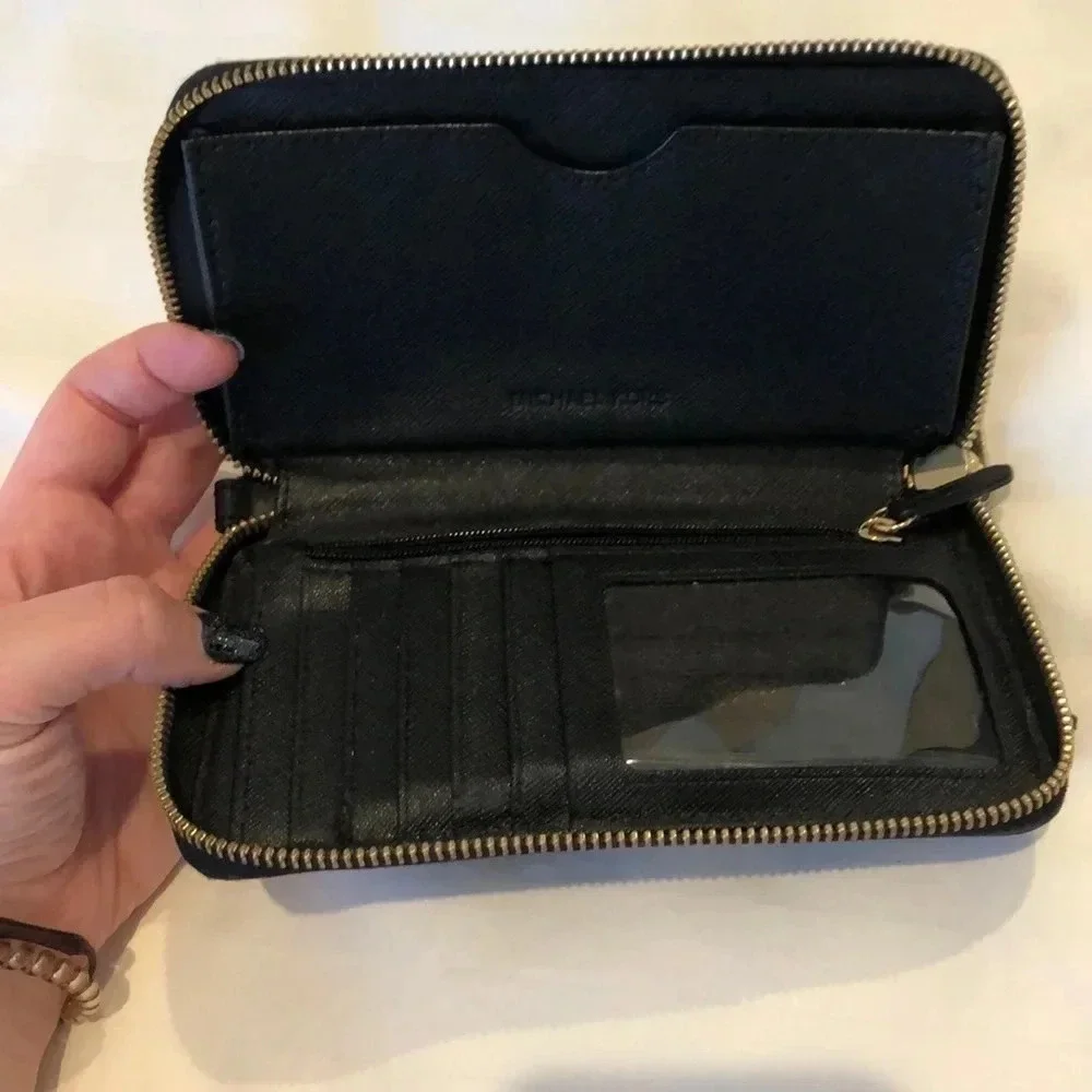 Michael Kors Large Leather Smartphone Wristlet